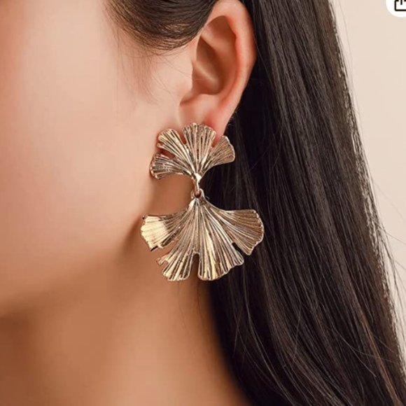 Double Leaf Statement Earrings - Picture 4 of 6